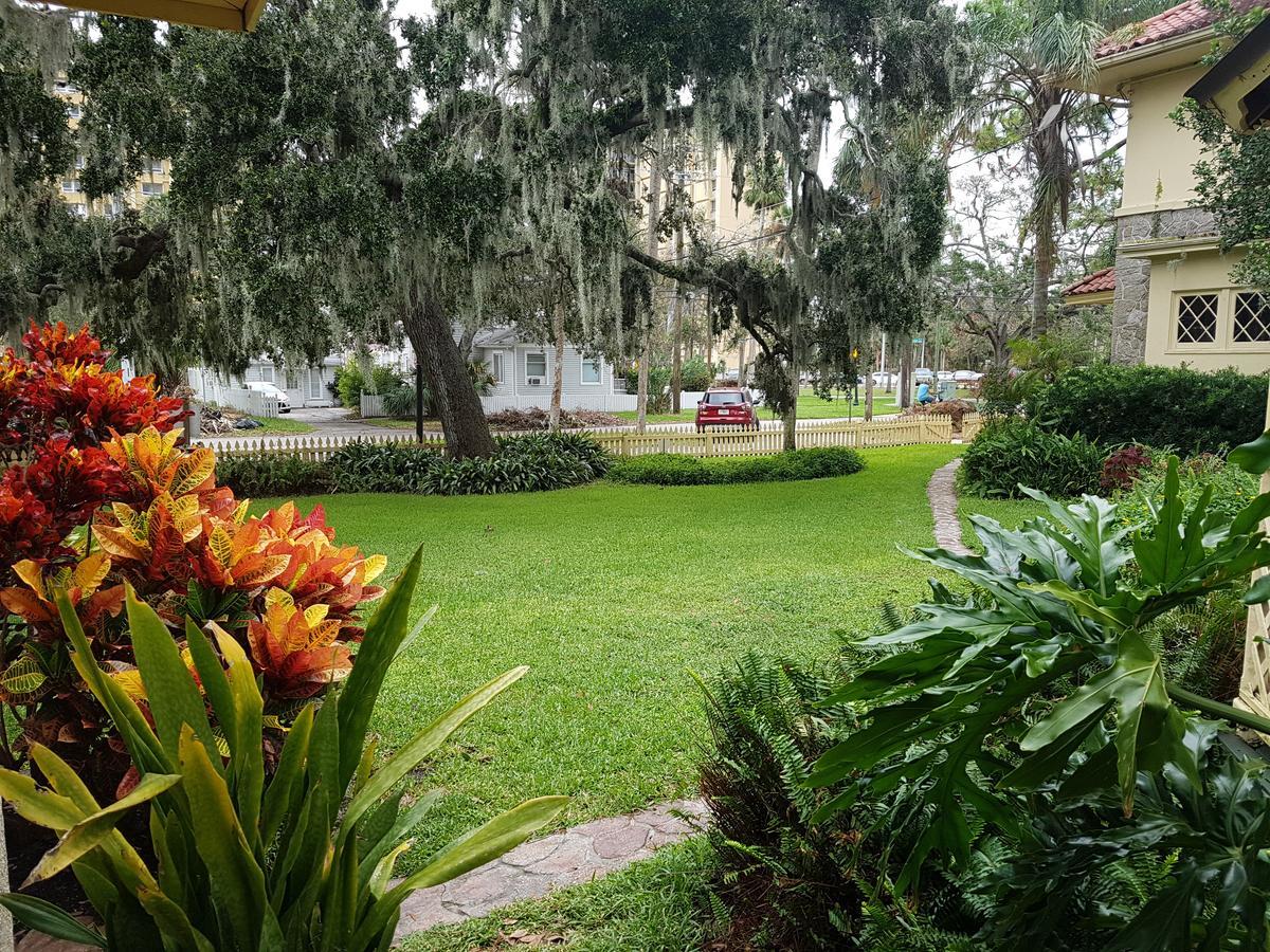 The German Berl' Inn Daytona Beach Bagian luar foto