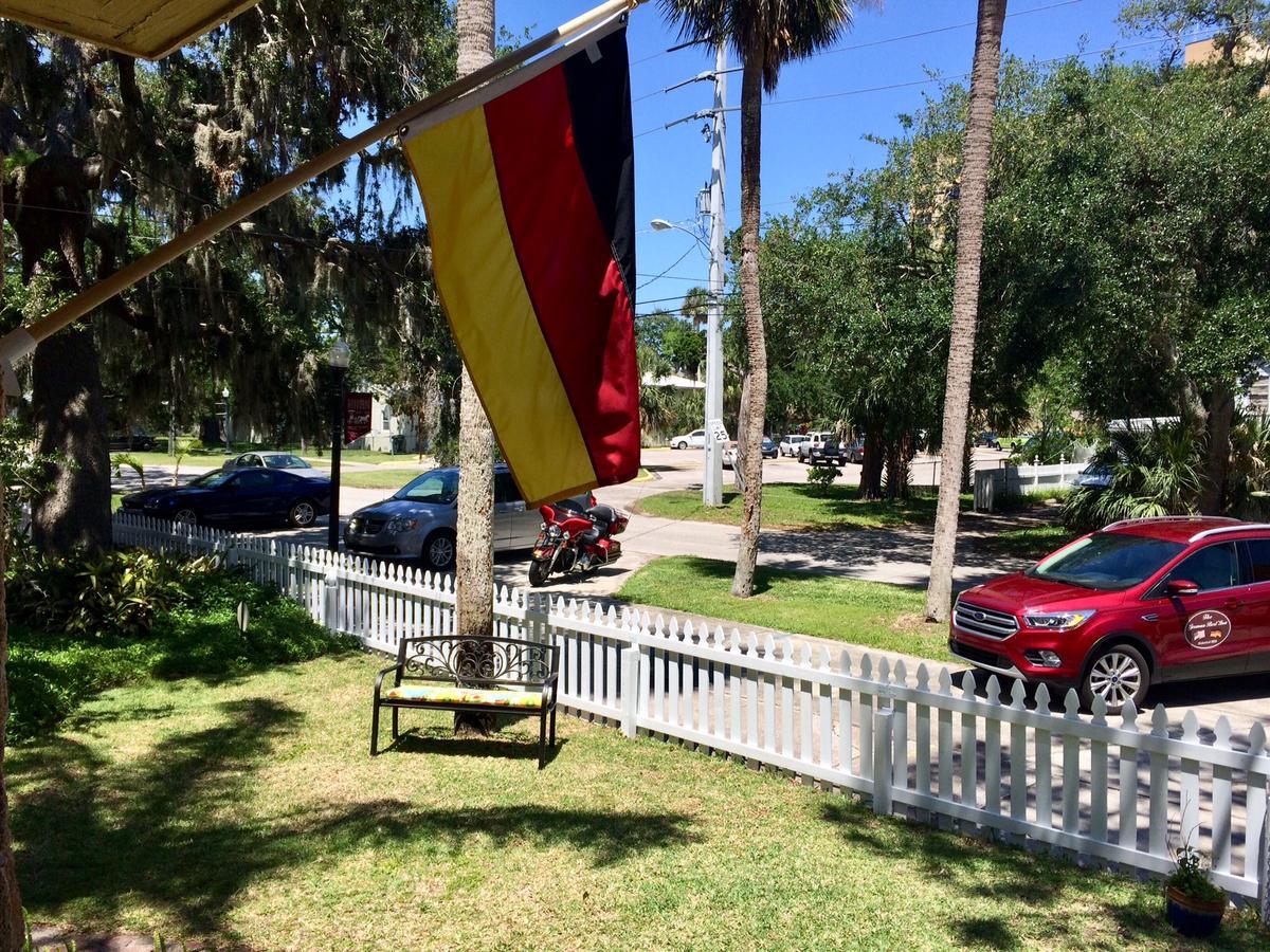 The German Berl' Inn Daytona Beach Bagian luar foto
