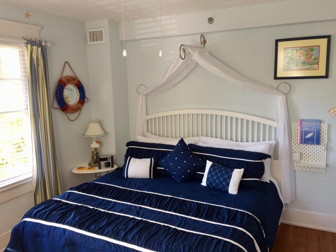 The German Berl' Inn Daytona Beach Bagian luar foto